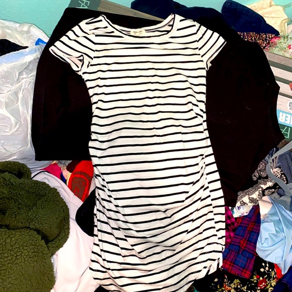 Heart & Hips maternity dress - Picture 1 of 3